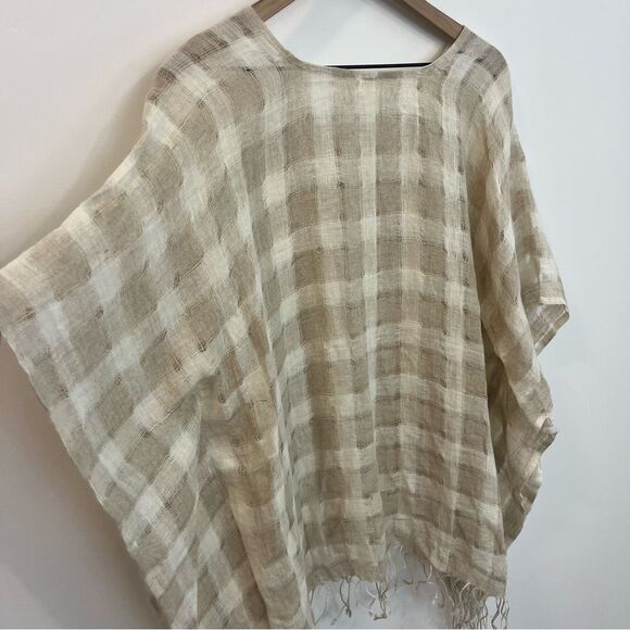 Lula Soul Linen Checkered Lightweight V-neck Poncho with fringe Size Medium - Picture 7 of 15
